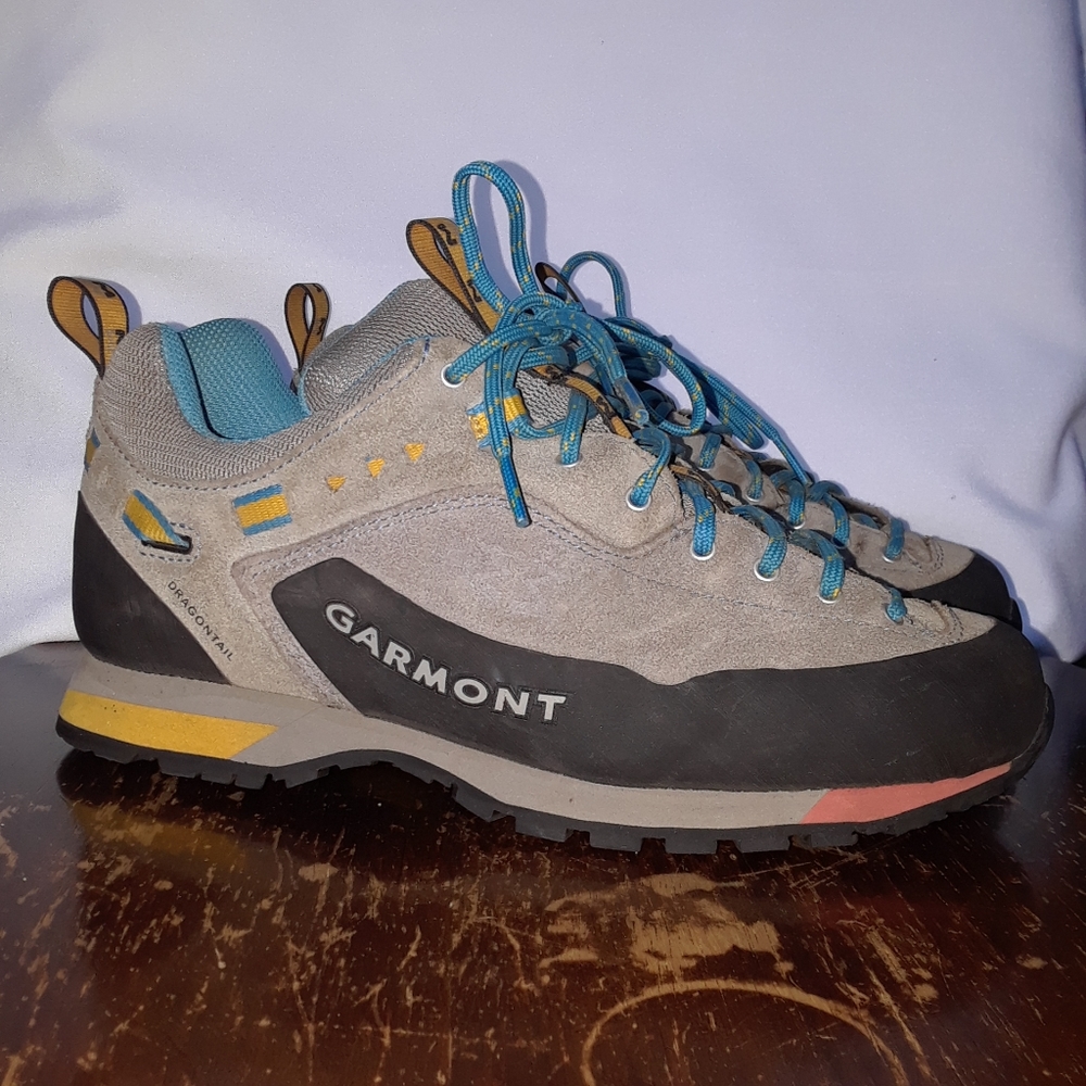 garmont vibram hiking boots